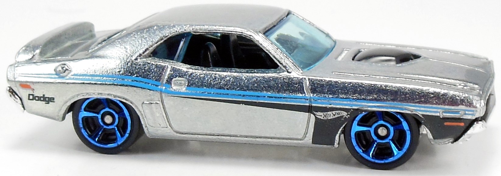 hot wheels 71 dodge challenger