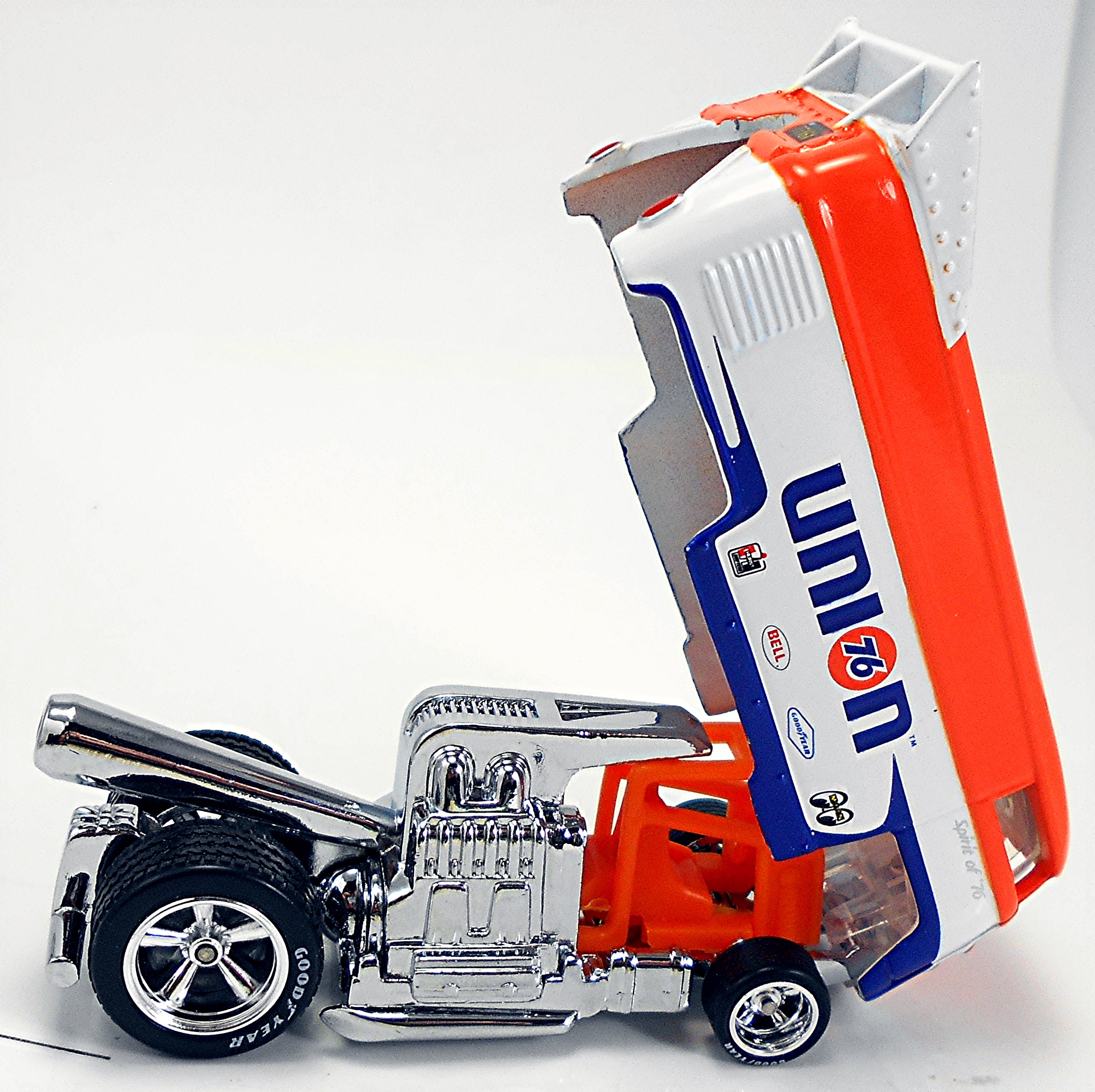 kyosho rock force