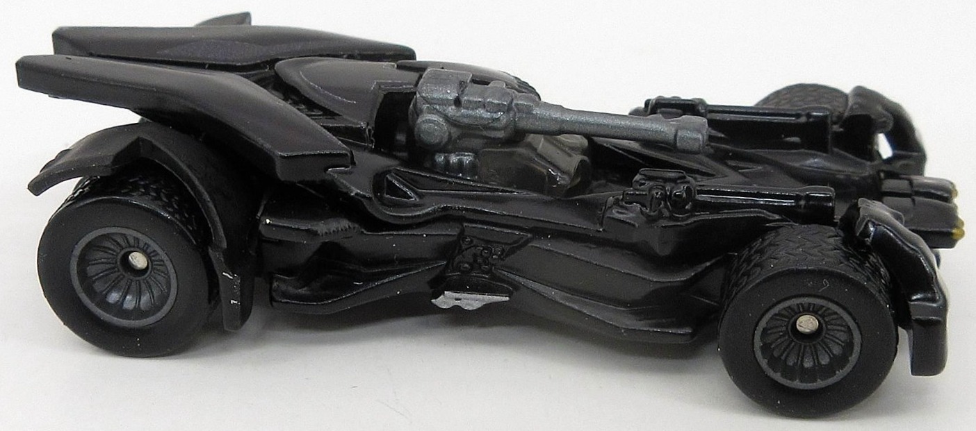 Justice league batmobile hot hot sale wheels